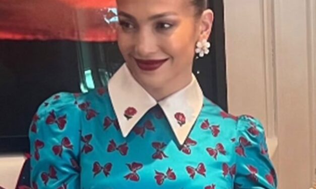 How Jennifer Lopez & Ben Affleck’s Blended Family Celebrated the Holidays