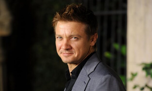 Celebrities react to Jeremy Renner’s snowplow accident