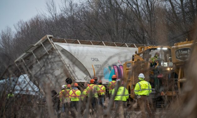 Train operated by Norfolk Southern;  probe is running