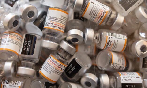 The Covid pandemic will push Pfizer’s sales to a record $100 billion in 2022