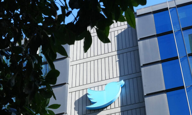 Elon Musk values ​​Twitter at $20 billion