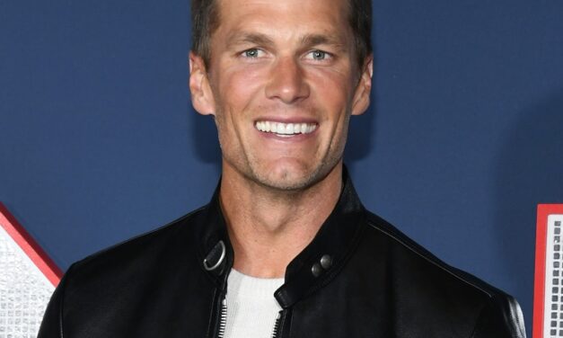 Tom Brady announces return to sports world after NFL retirement