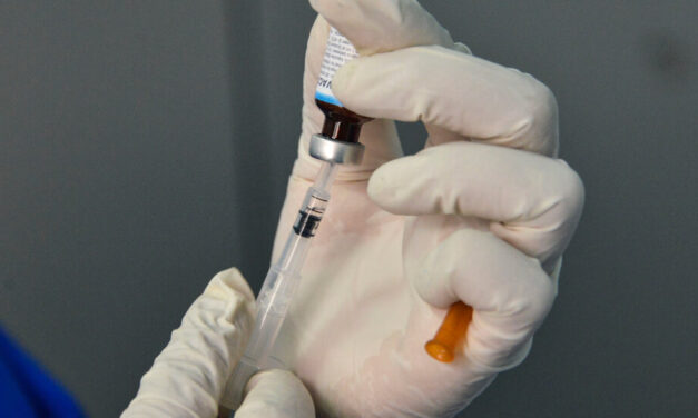 Centuries-old TB vaccine does not protect against Covid