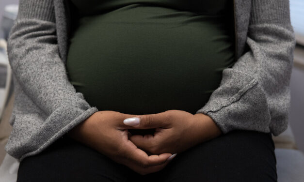 A blood test predicts preeclampsia in pregnant women