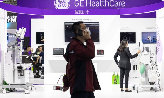 Why Cramer thinks this retailer is the “ultimate trade-down game.”