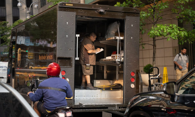 UPS Workers Avert Strike by Approving New Contract