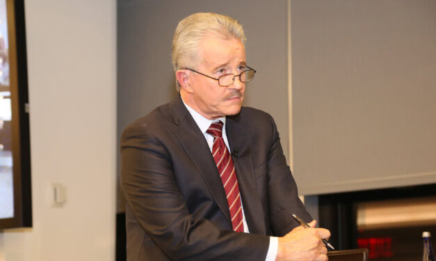 Max Gomez, Longtime TV Medical Reporter, Dies at 72