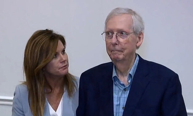 Mitch McConnell May Be Experiencing Small Seizures, Doctors Suggest
