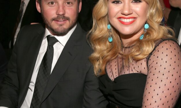 Kelly Clarkson Sues Ex Brandon Blackstock Amid 3-Year Legal Battle
