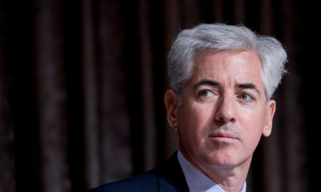 A Delay for Ackman’s Long-Awaited Pershing Square USA Fund