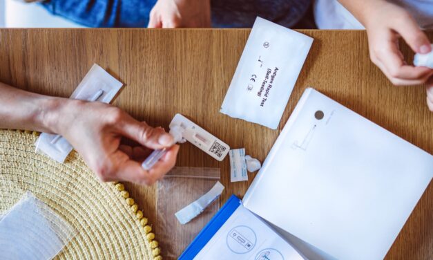 U.S. will offer free at-home kits starting late September