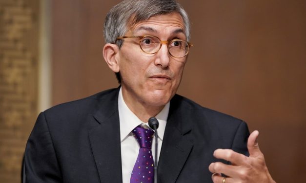 The official of the FDA vaccine Peter Marks joins RFK Jr.