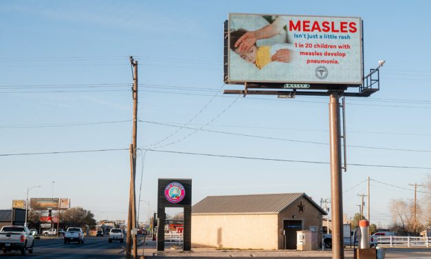 Kennedy visits the funeral in Texas of the girl who died of measles