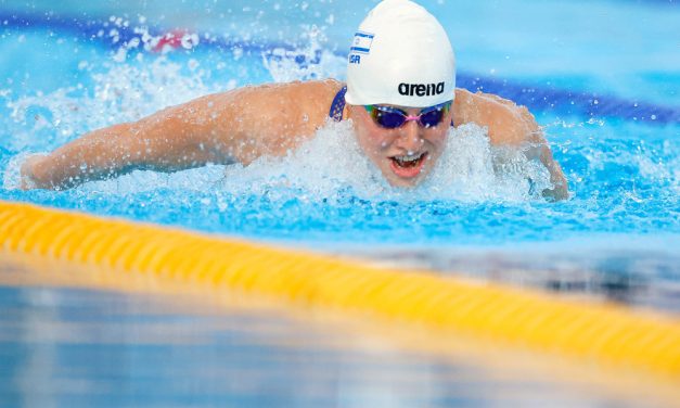Israeli hope in the pool: Leah Polonsky breaks records