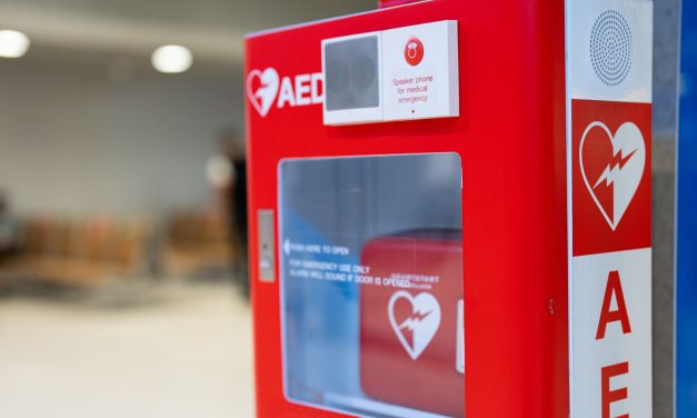 Cardiac arrest at work and often fatal employment risk