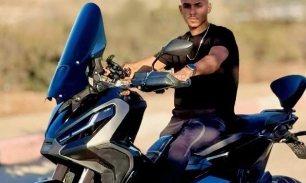 21 years old were killed in the north during a police hunt; The police were injured by an explosion during a robbery in Gijulia