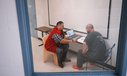 A new lifeline makes it easier for inmates to transition to life outside of prison
