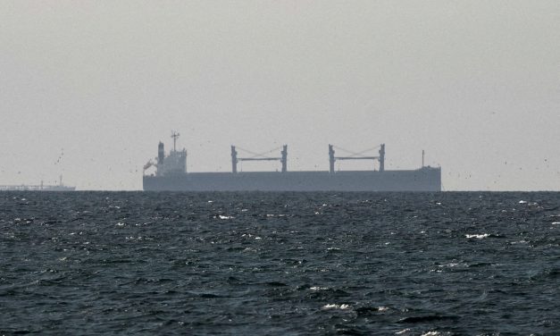 The US seized an Iranian cargo ship that attempted to break the blockade; Netanyahu: “Every moment can lead to a new development”