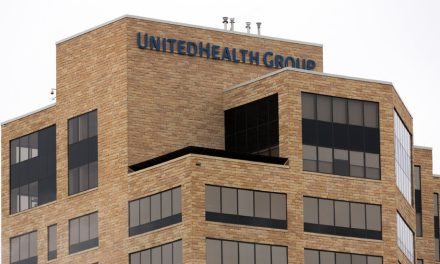 UnitedHealth Group reports flat first-quarter profits