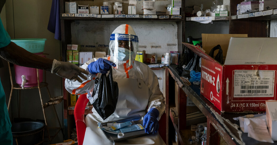 As the Ebola outbreak spreads, scientists are trying to test treatments