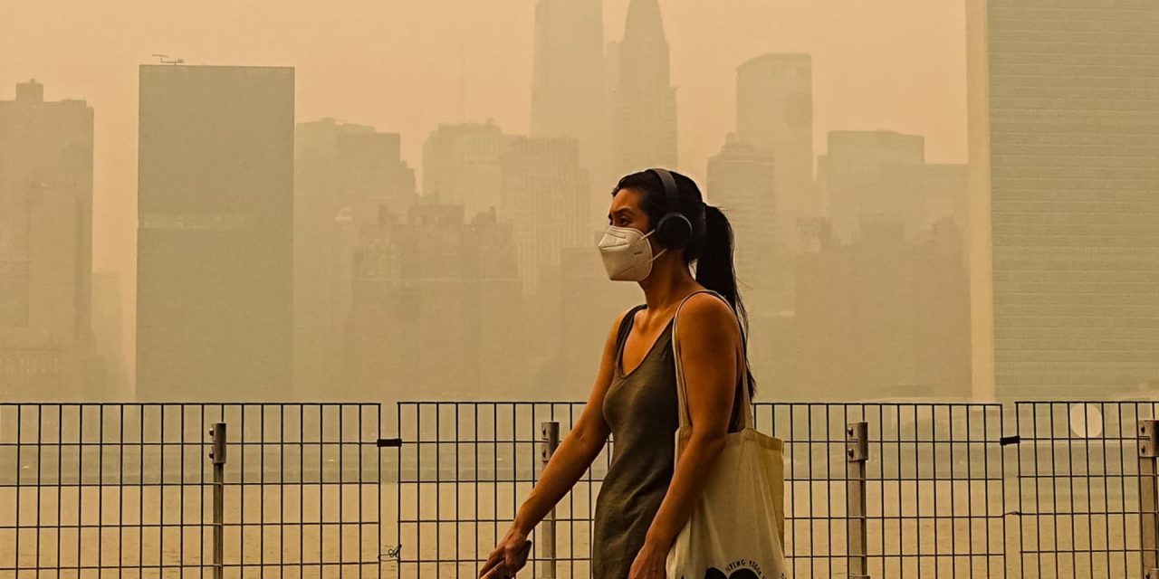 Trump angers Canada over wildfire smoke and threatens to raise tariffs